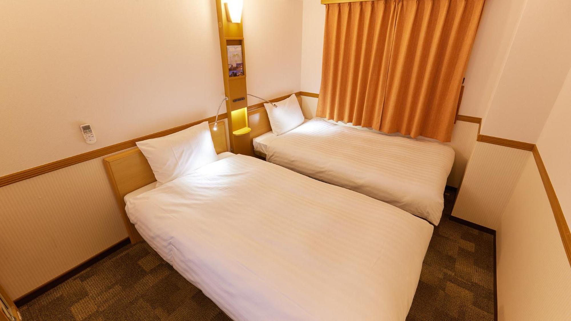 Toyoko Inn Osaka Sakai-Higashi-Eki Sakai  Room photo
